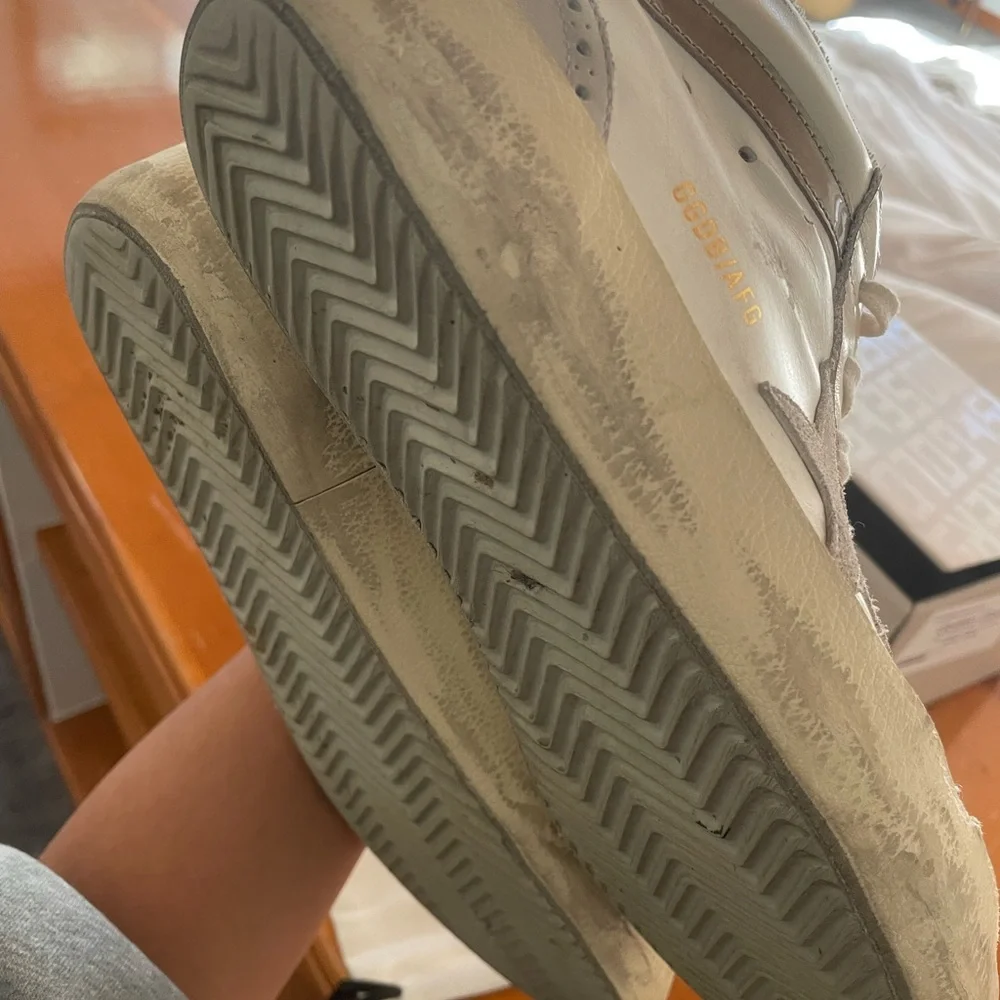 Golden Goose Mid Stars Sneakers